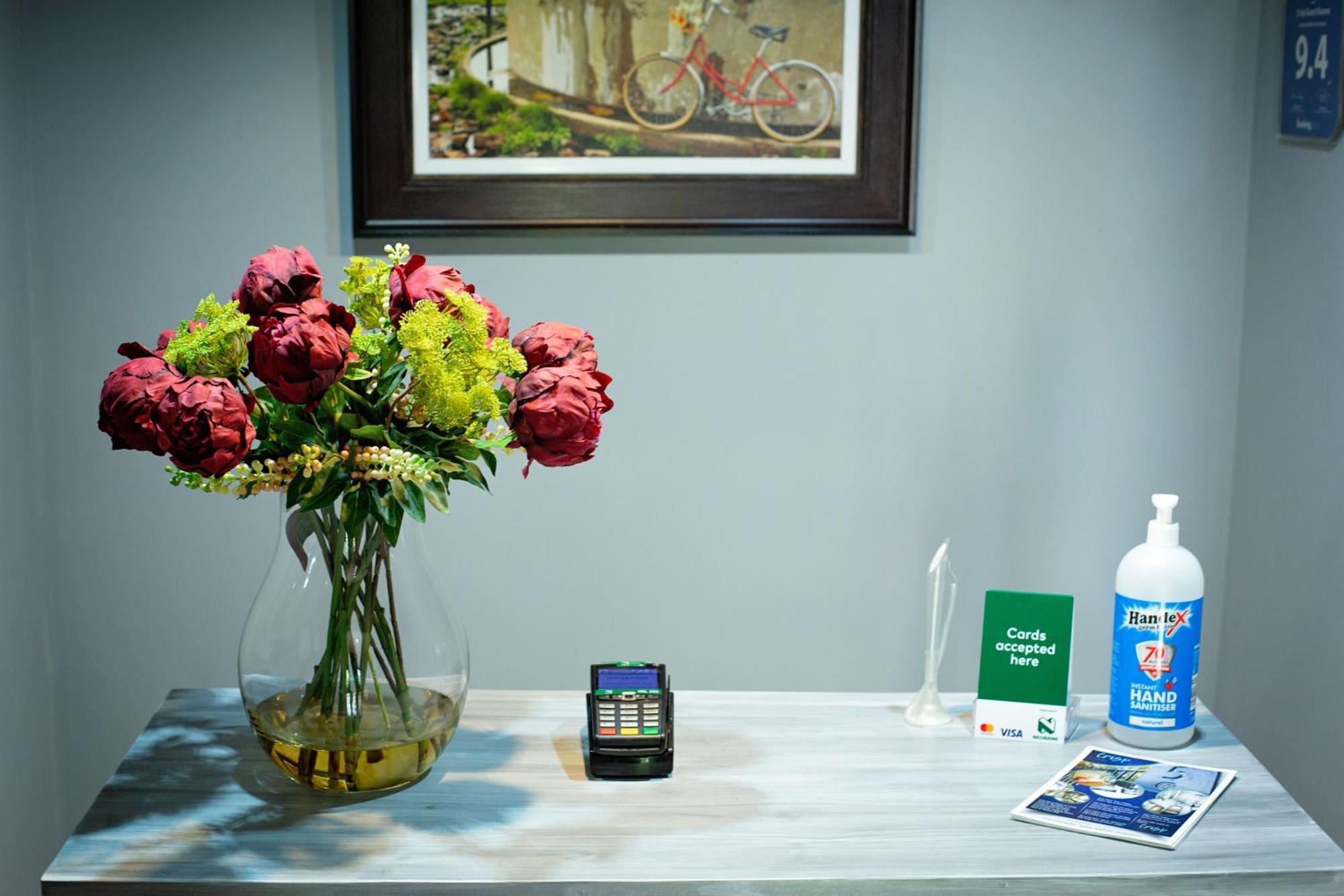 Crisp Guest Rooms Bloemfontein Bagian luar foto