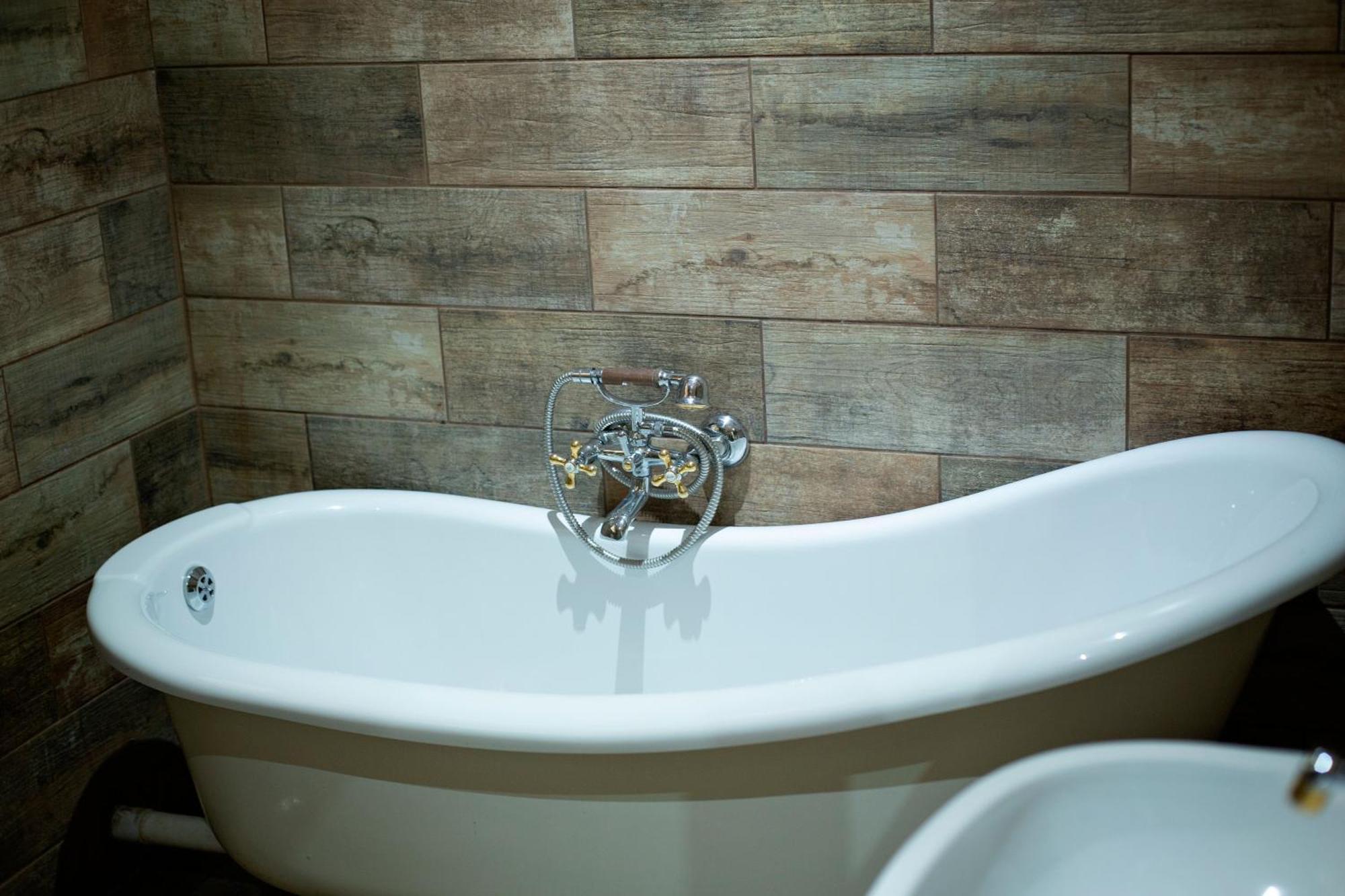 Crisp Guest Rooms Bloemfontein Bagian luar foto