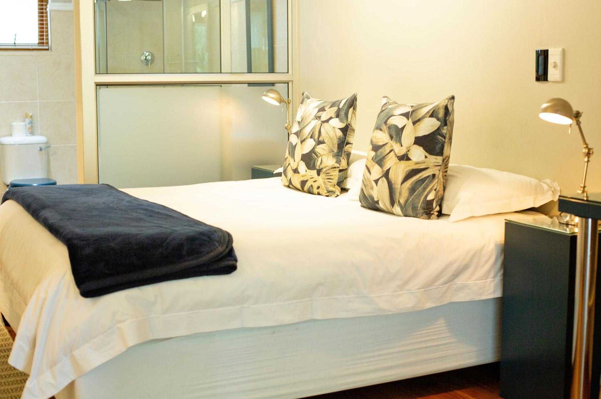 Crisp Guest Rooms Bloemfontein Bagian luar foto